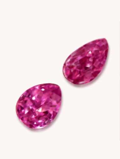 Chic natural pinkish red rubies ideal for a pendant, 1.68ct.