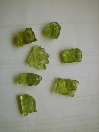 Peridot pendants, masterful workmanship and look like an emerald