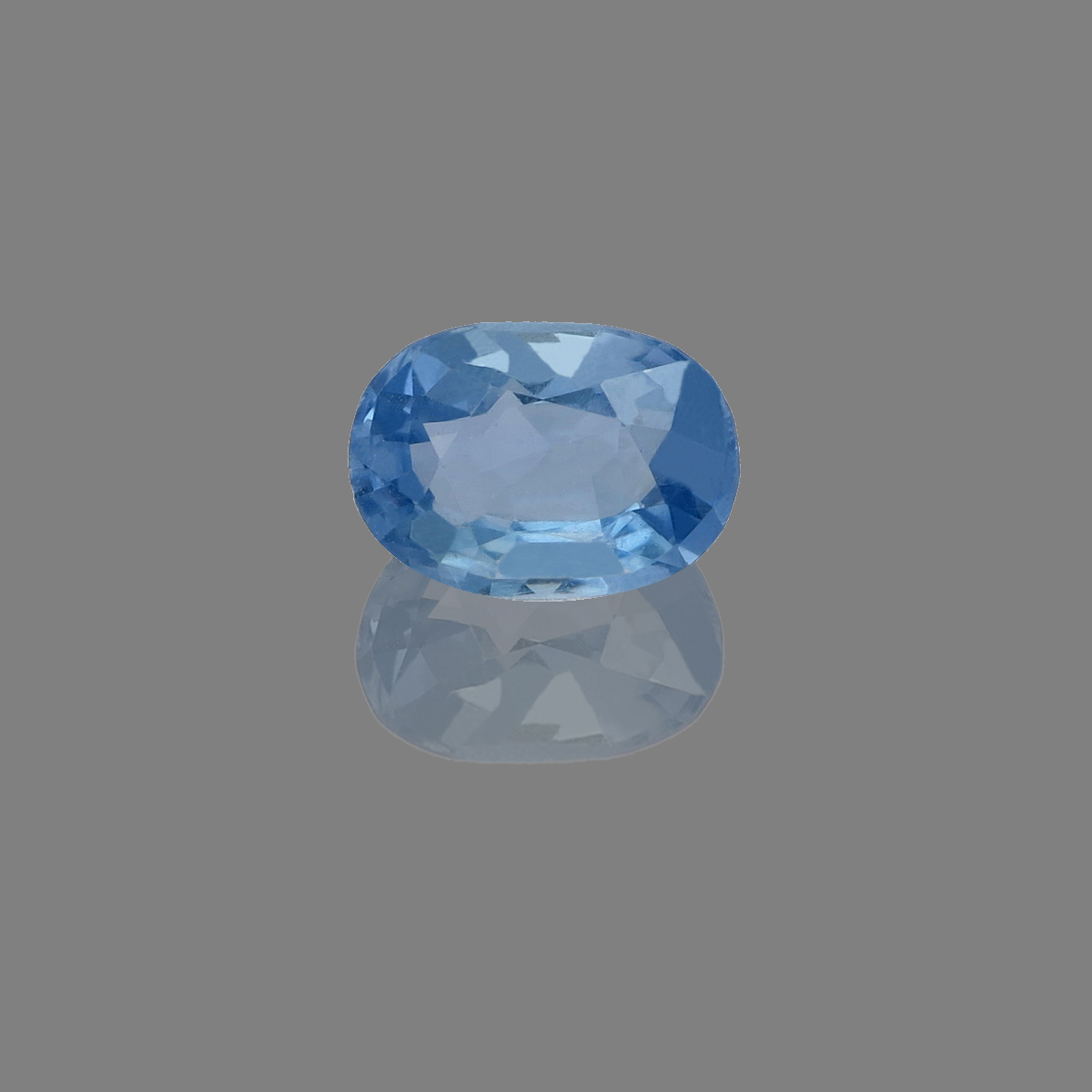 -Stunning gem with superb color, brilliant brilliance, eye clean